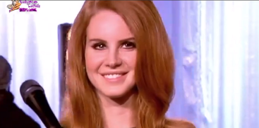 Η Lana del Rey τραγουδά……. Πάολα! (video)